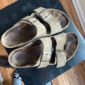 Arizona suede Birkenstocks soft bed